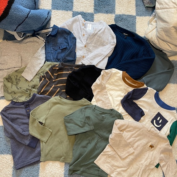 Toddler boys clothing lot - Picture 3 of 8